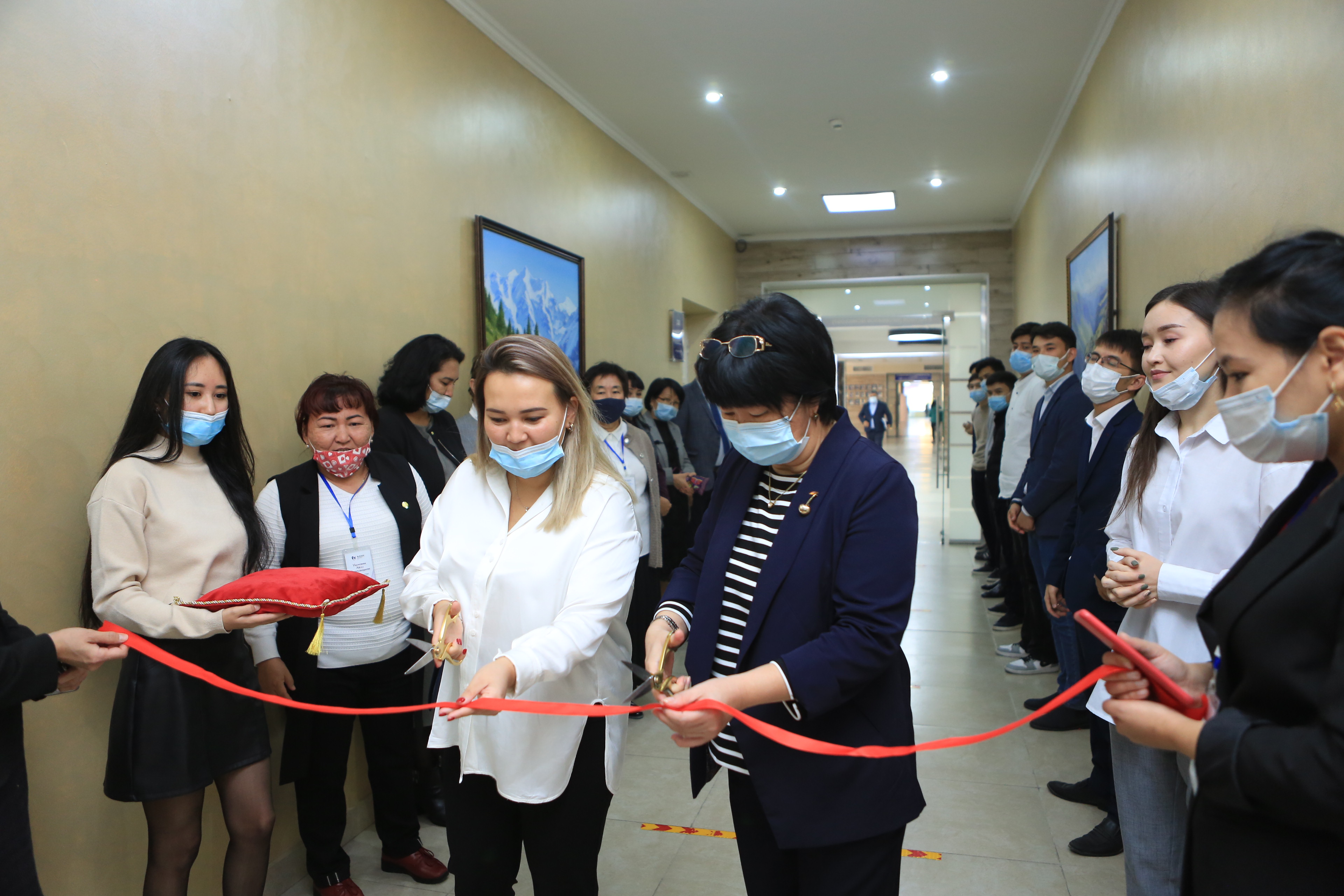 Official opening of &quot;Huawei ICT Academy&quot;