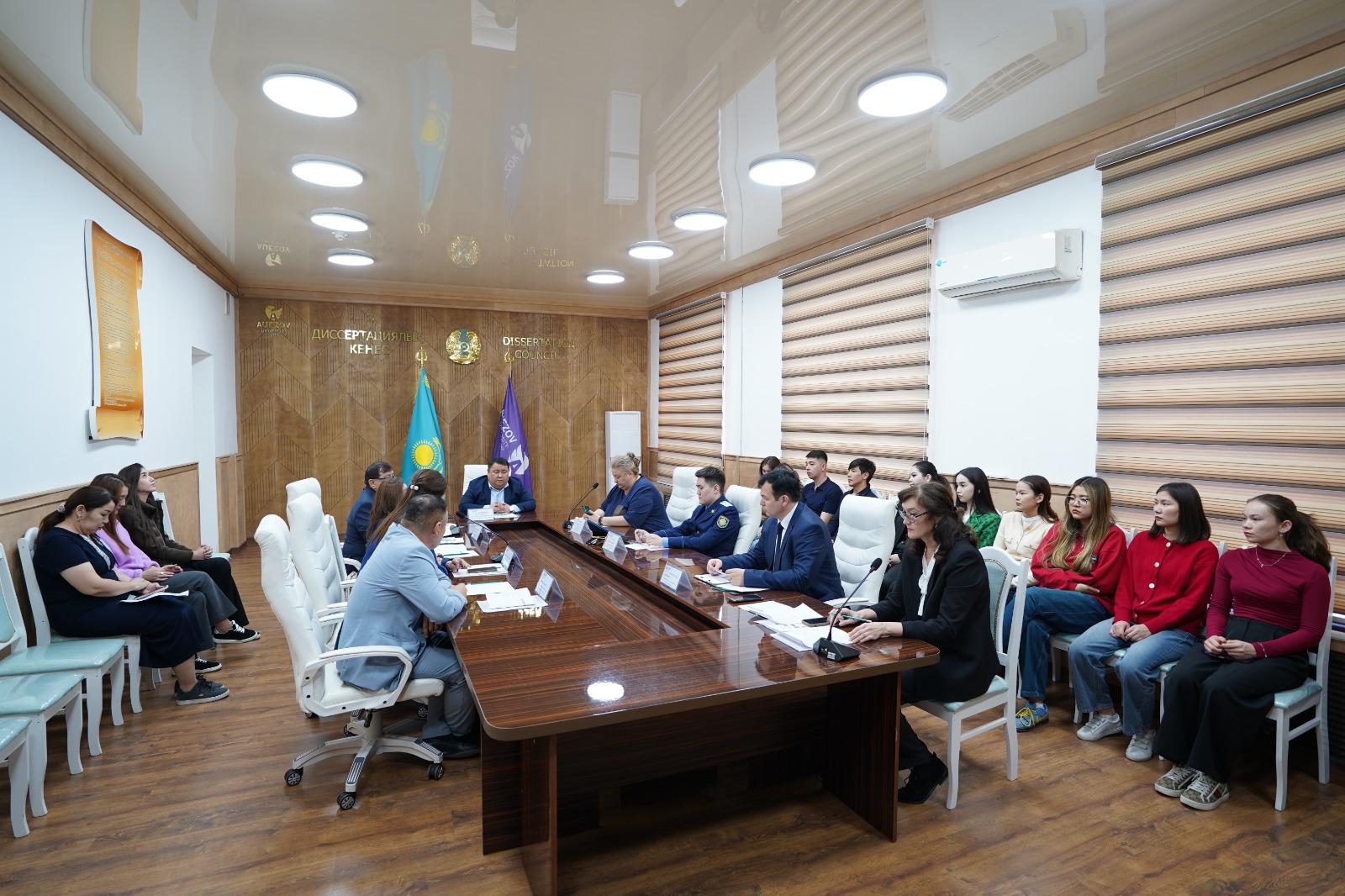 «Қазақстан Республикасының азаматтық сот өндірісіндегі жасанды интеллект: Теория және тәжірибе проблемалары»