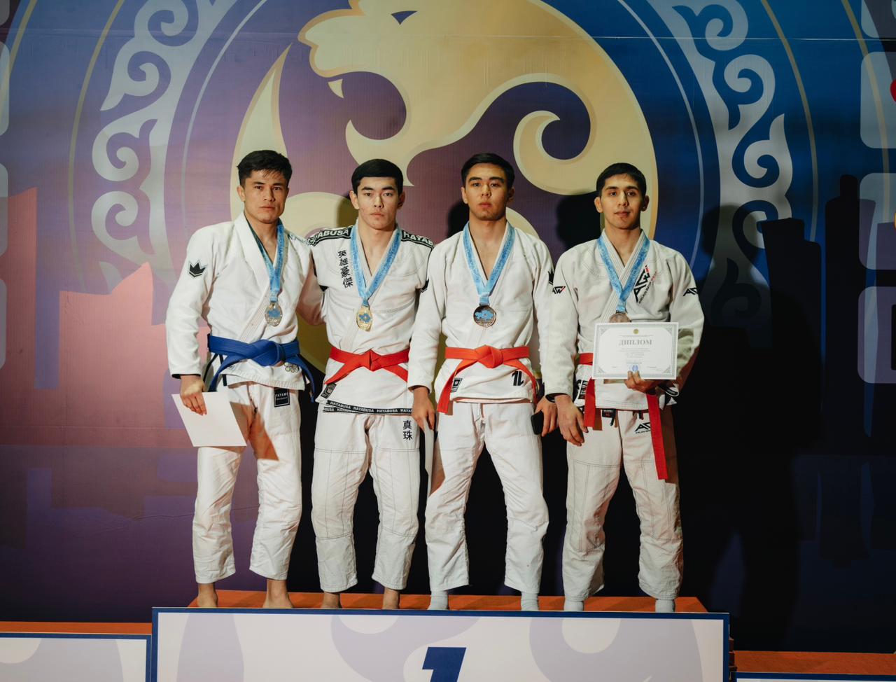 Әуезов университетінің студенті джи-джитсудан Қазақстан чемпионы атанды!