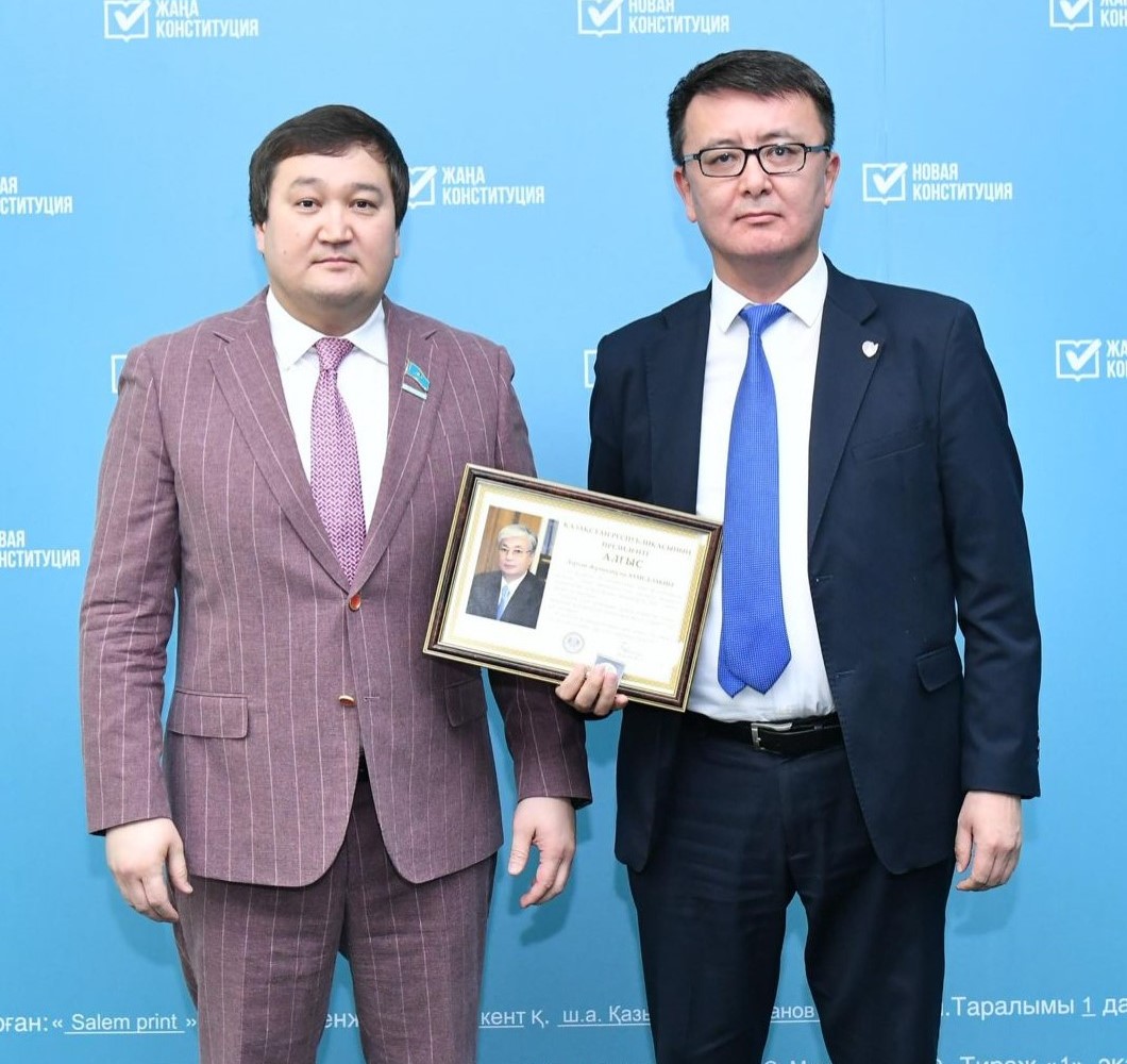 Басқарма Төрағасы-ректор Президенттің Алғыс хатына ие болды