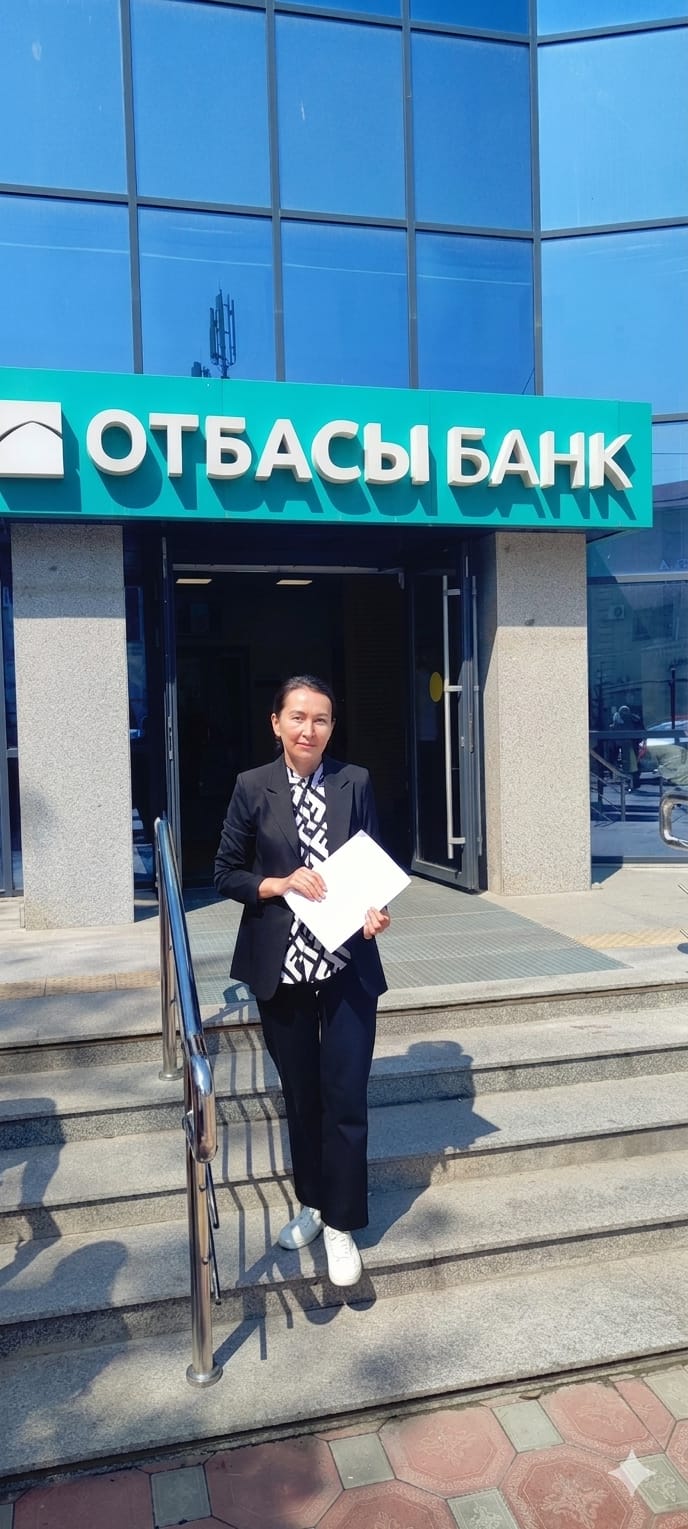 Auezov University-дің жас ғалымы мемлекеттік тұрғын үй бағдарламасы аясында баспаналы болды