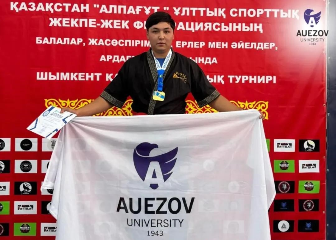 Біздің студент - чемпиондар арасында!