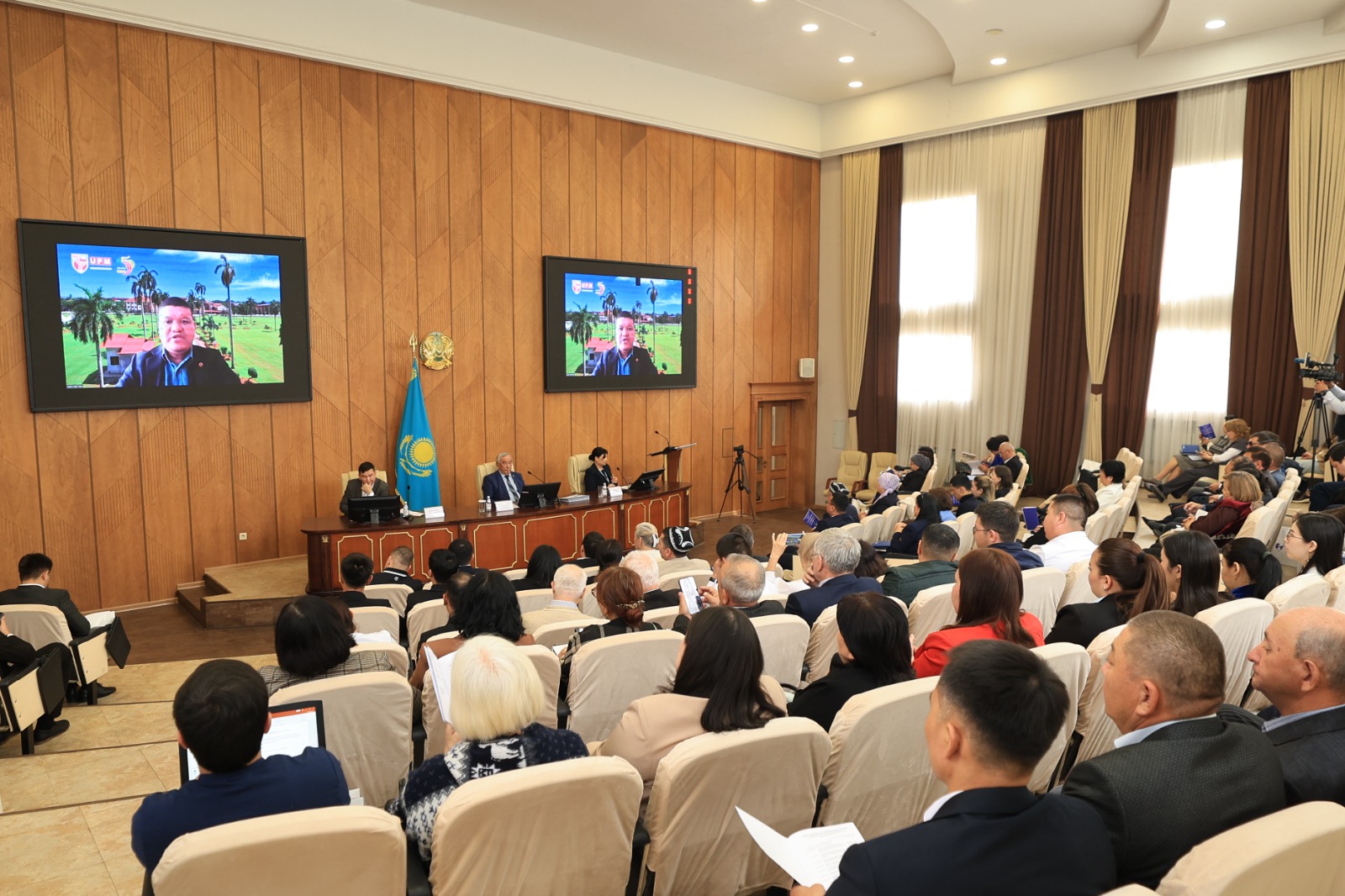 «Әуезов оқулары – 24: Халықаралық ғылыми-практикалық конференция өз жұмысын бастады