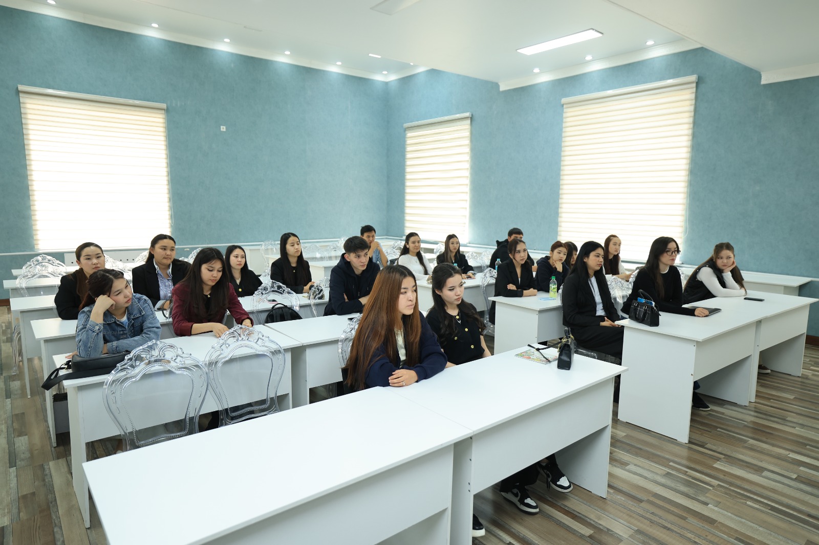 М. Әуезов атындағы ОҚУ-де Eurasia Foundation (from Asia) шетелдік сарапшысы Myong Soon Ok дәріс оқыды