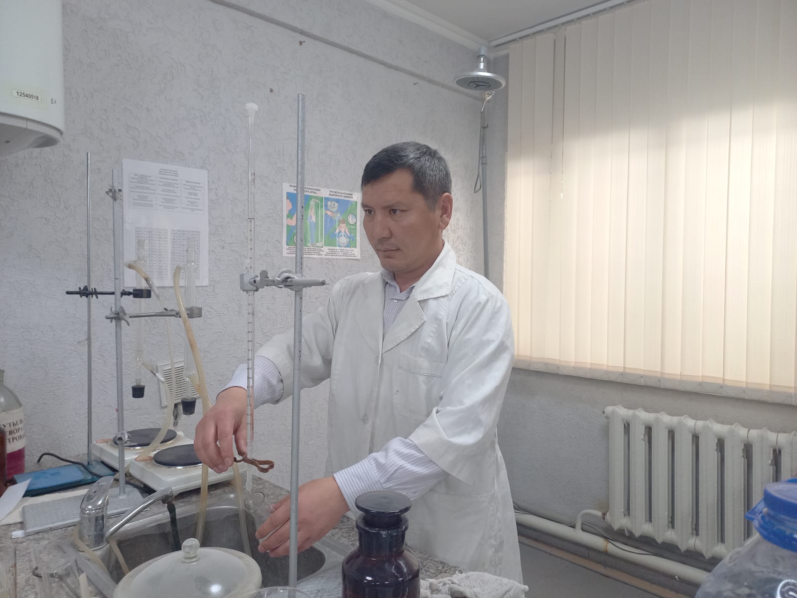 МОЛОДОЙ УЧЕНЫЙ ПРОВОДИТ РАБОТЫ ПО РАЗРАБОТКЕ И ИЗУЧЕНИЮ СВОЙСТВ КОМПОЗИЦИОННЫХ ЦЕМЕНТОВ