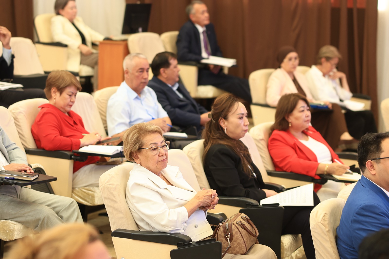 Ғылыми кеңес отырысында университеттің даму перспективалары талқыланды