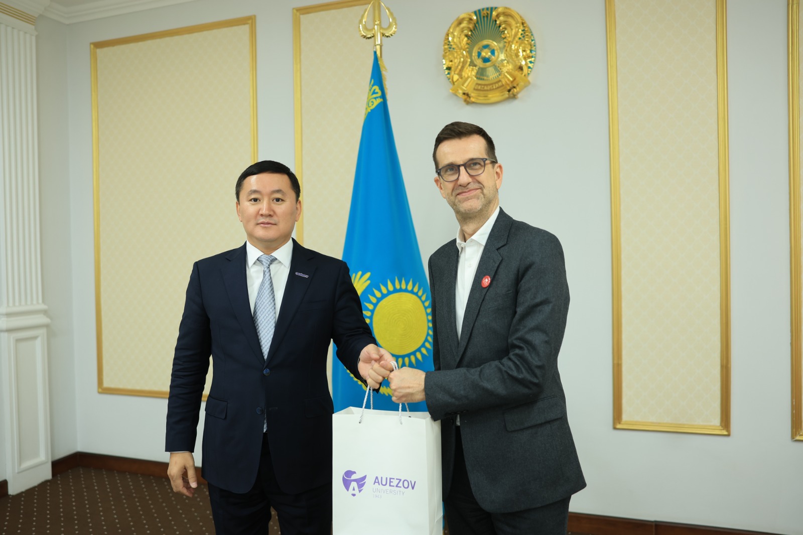 Auezov University strengthens cooperation with french partners 