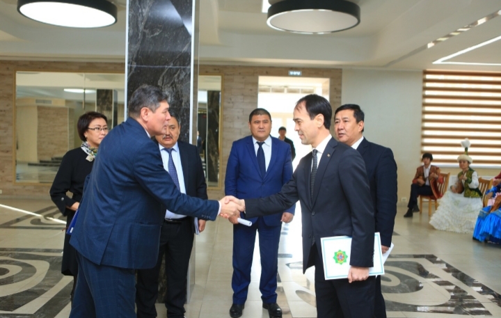 Встреча  с Первым  секретарем  Посольства  Туркменистана  в  РК