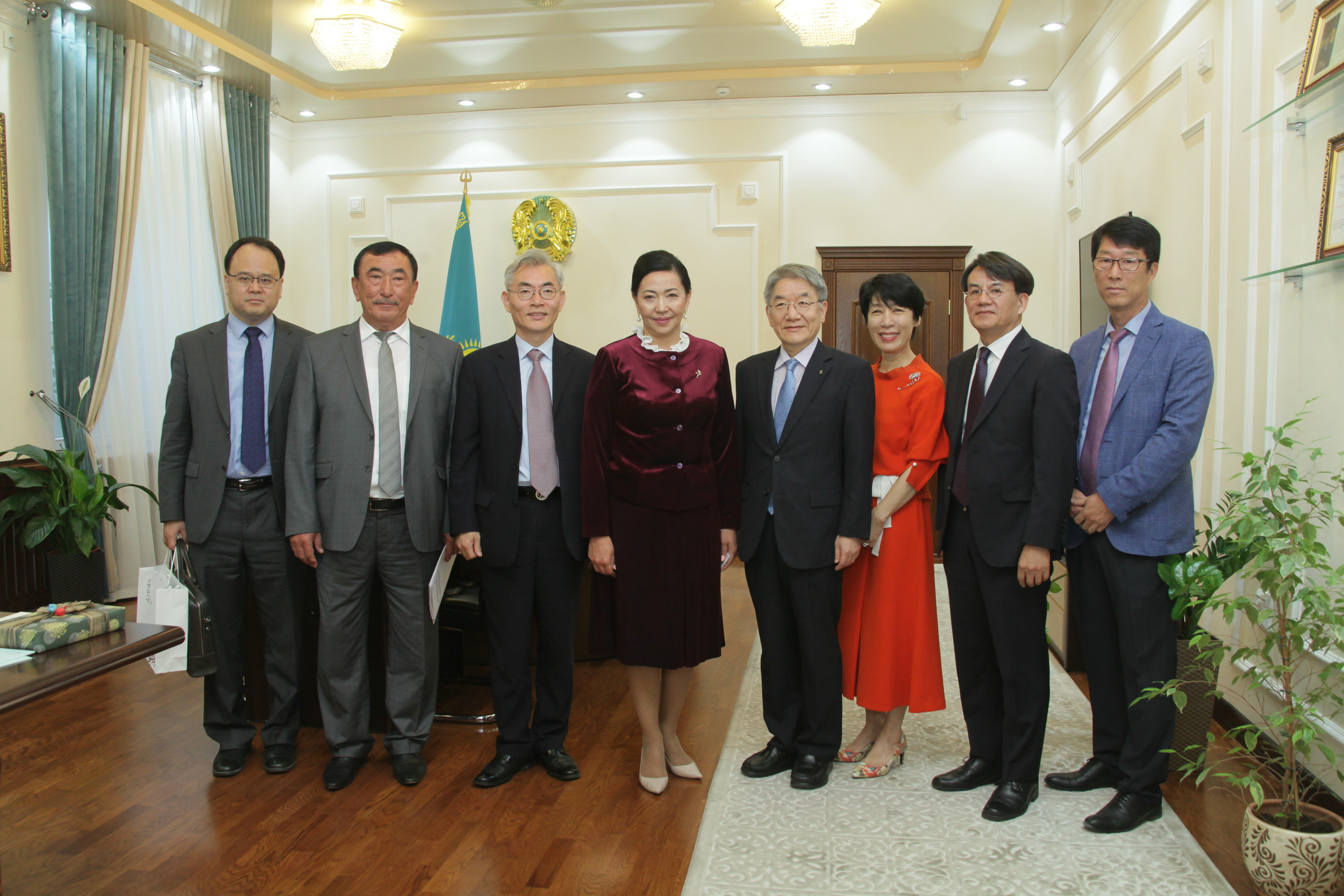 The opening of the Korean Educational Center &quot;Sejong&quot; in M. Auezov SKSU with the participation of Ambassador Extraordinary and Plenipotentiary of the Republic of Korea to the Republic of Kazakhstan Kim Desik