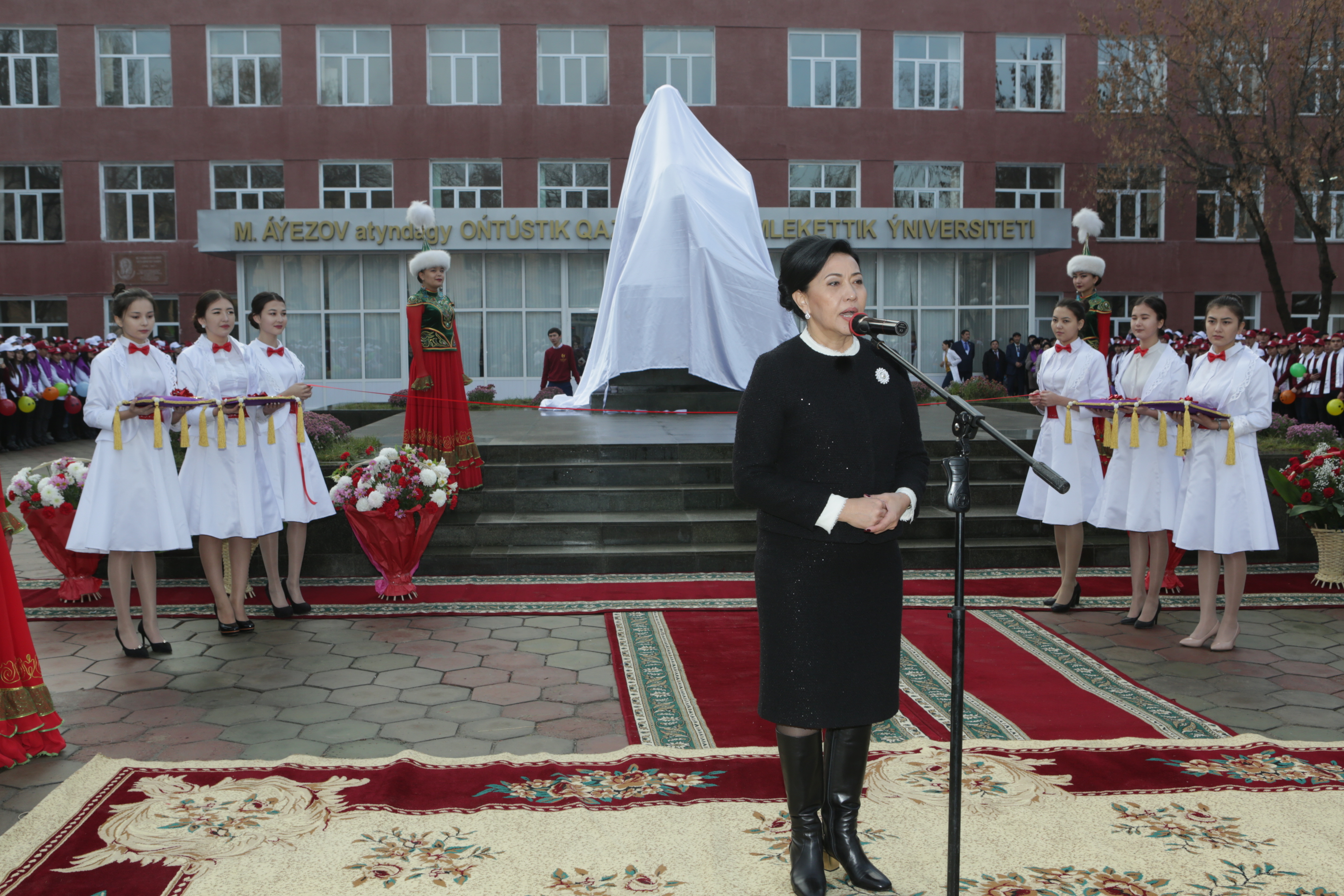 Памятник академику Султану Таширбаевичу Сулейменову был возобновлен