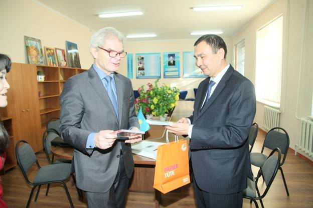 Visit of the Ambassador Extraordinary and Plenipotentiary of the Federal Republic of Germany to Kazakhstan Rolf Mafael to M.Auezov SKSU
