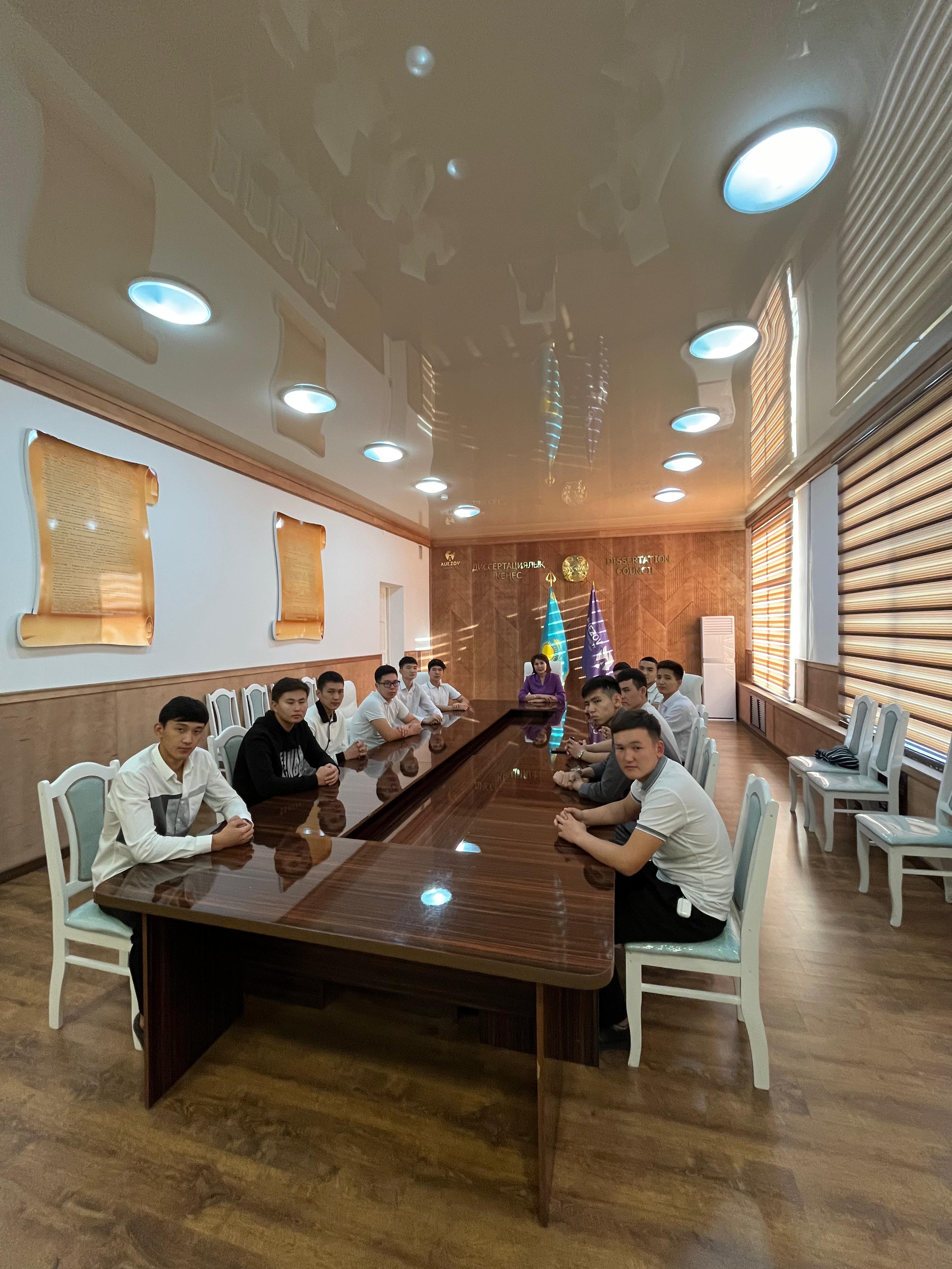 Held an open educational hour on the topic&quot;Happy birthday Internet&quot;