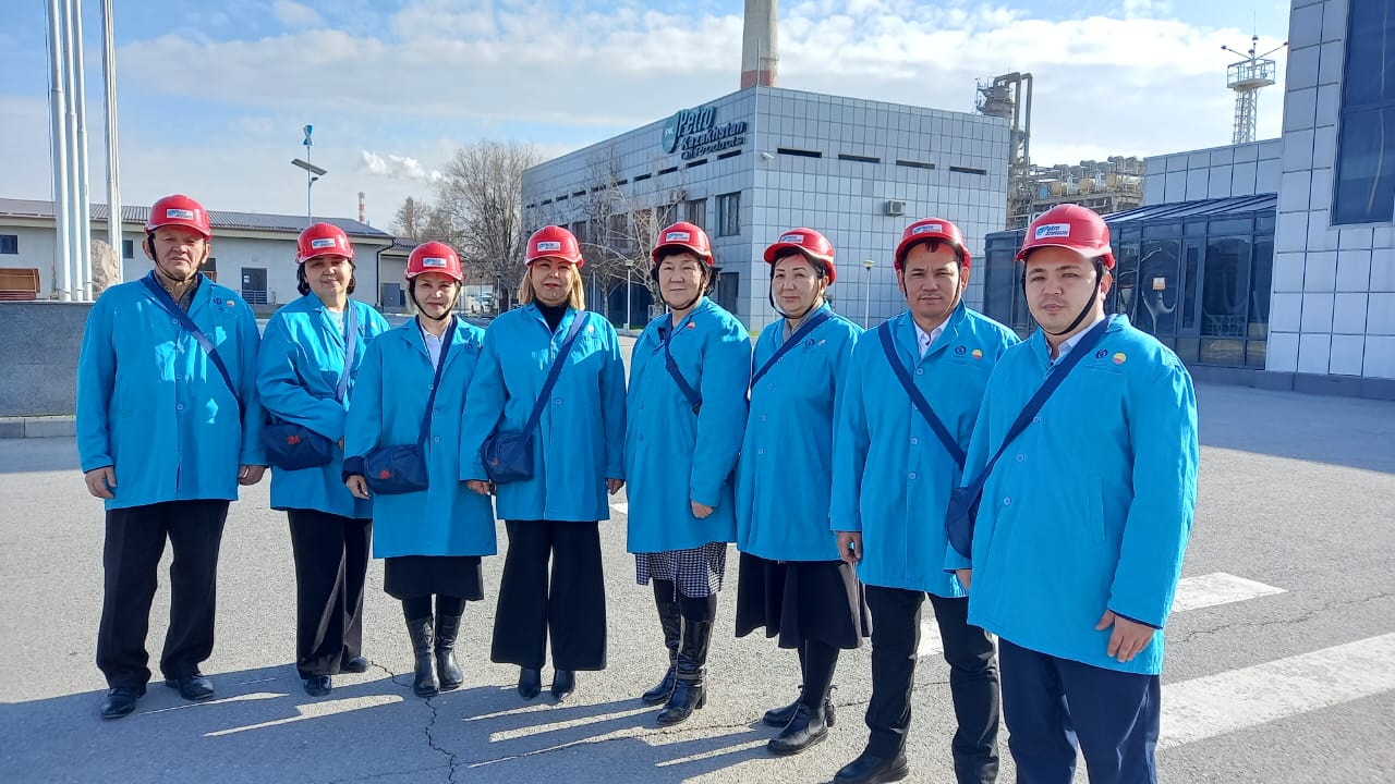 Meeting with the leading employees of PetroKazakhstan Oil Products LLP