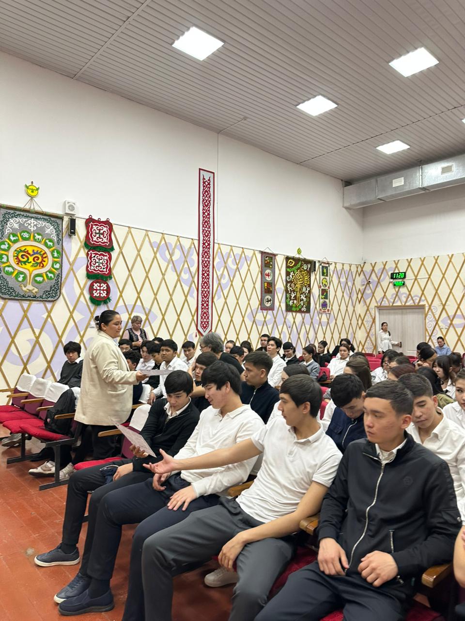 Кәсіби бағдар аясында