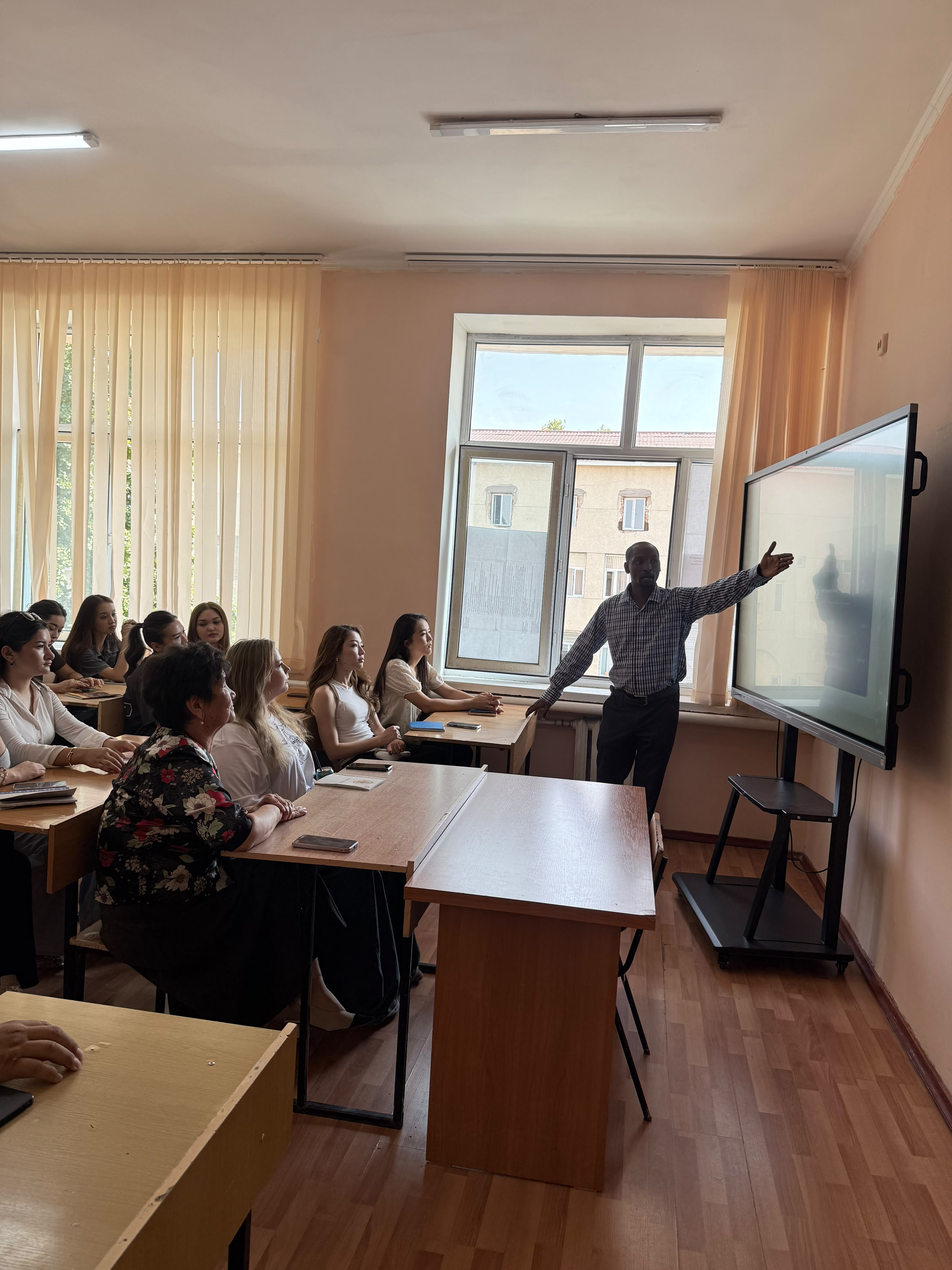 Доктор Камил Кайоде Катибидің қатысуымен дәрісі өтті