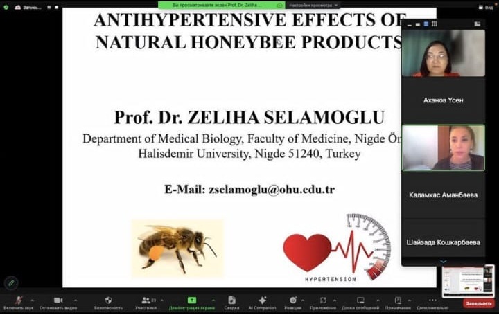 honeybee__720x455__720x455.jpg